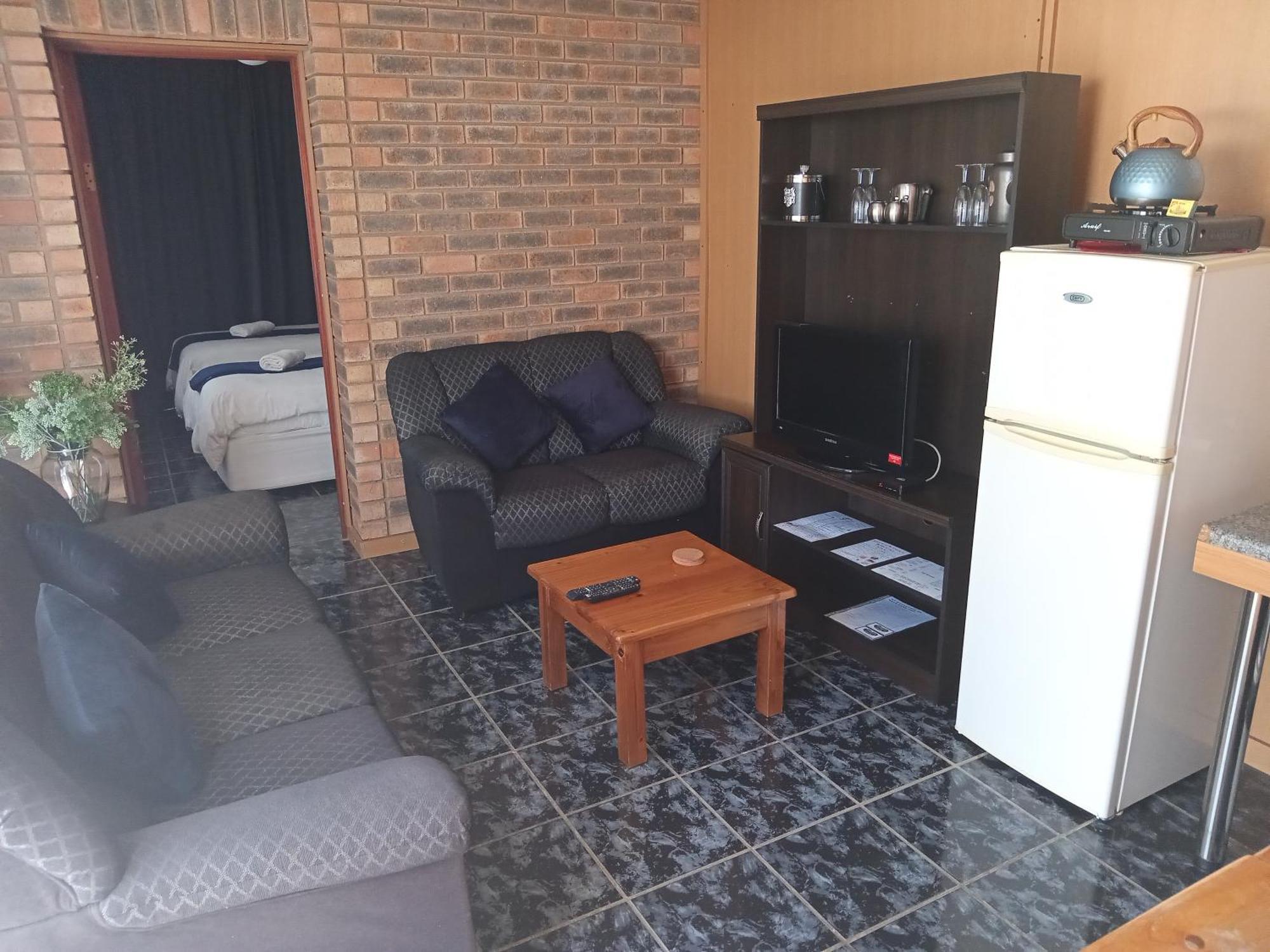 Sunrose Group Of Guesthouses 가립댐 외부 사진