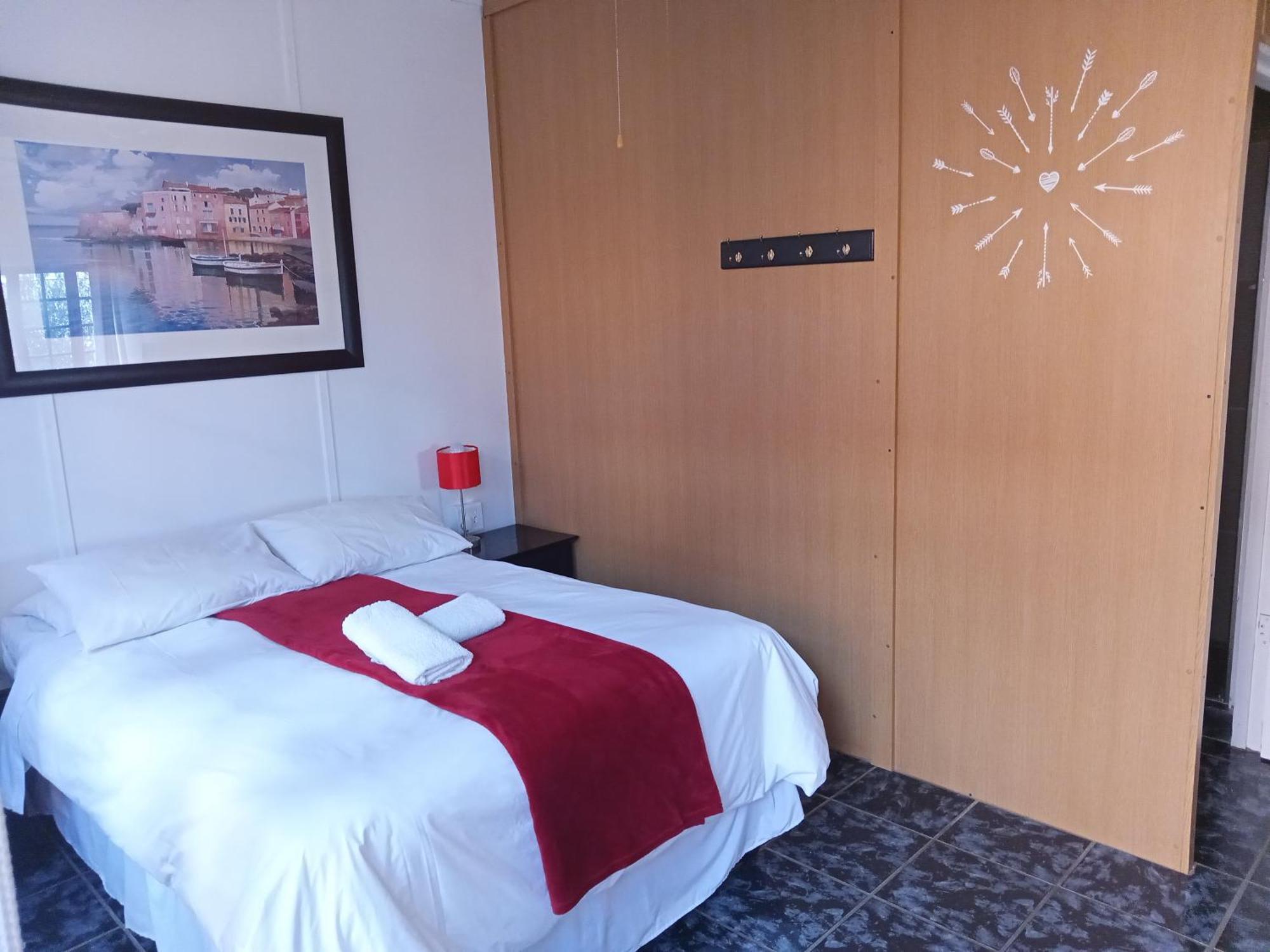 Sunrose Group Of Guesthouses 가립댐 외부 사진